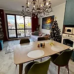 ホテル Golden Nest B25 ネセバル