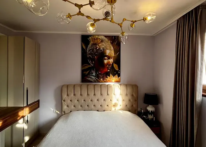 Golden Nest B25 Hotel